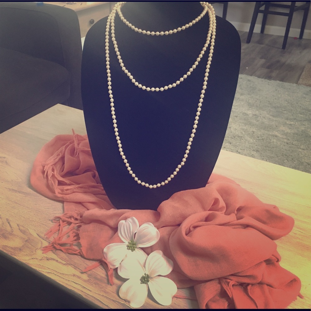 Long strand faux pearl necklace- NWOT